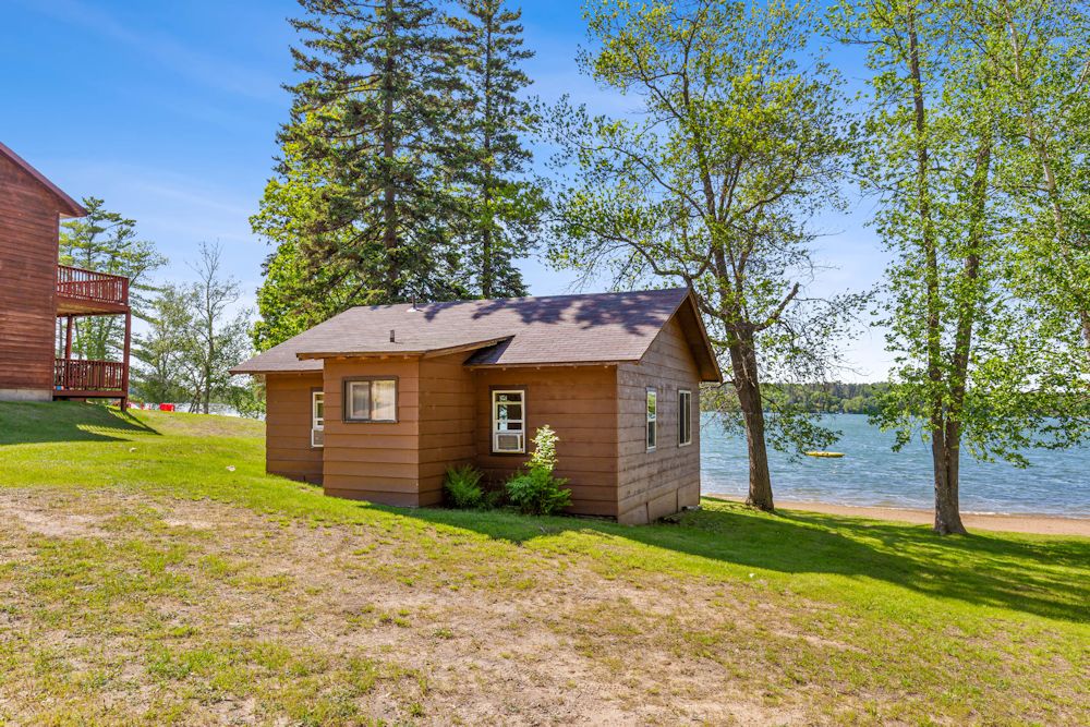 cabin8-1
